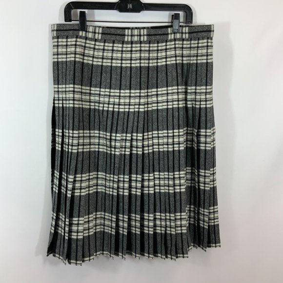 Pendleton Women’s Reversible Wool Skirt - Picture 1 of 5